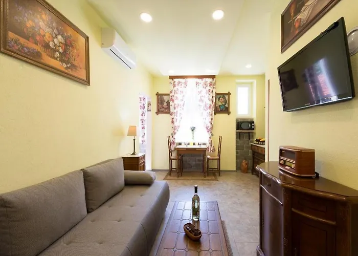 Apartments Antique