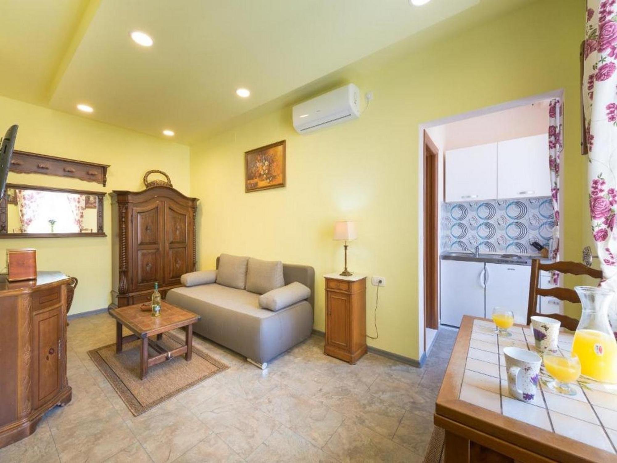 Antique Apartment